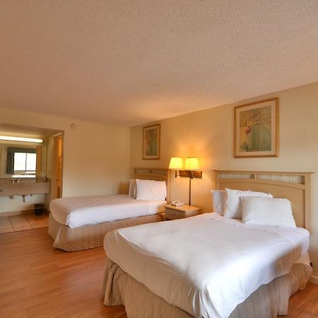 Country Hearth Inn- 키시미 외부 사진